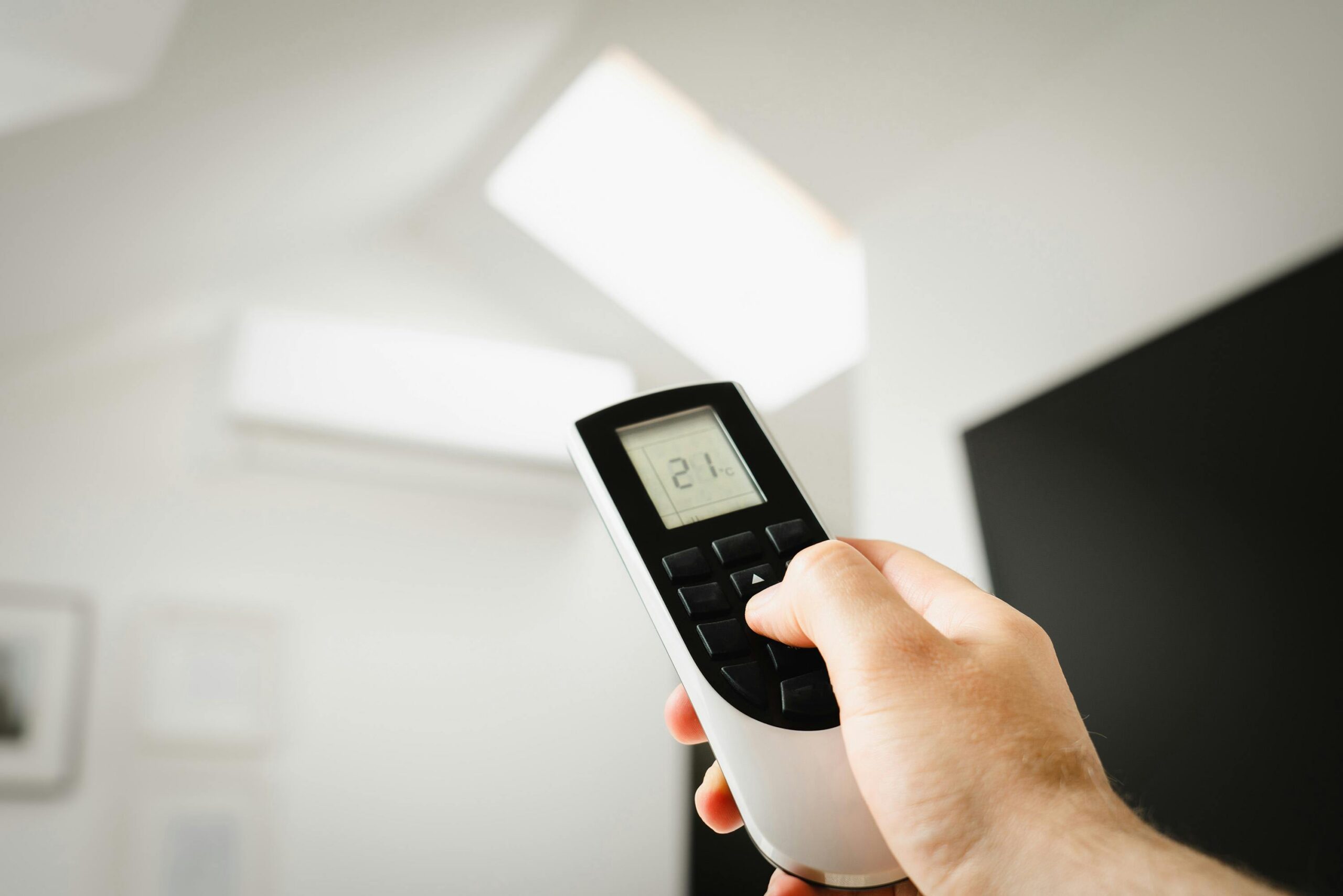 What Daikin Heat Pump Error Codes and Flashing Lights Mean